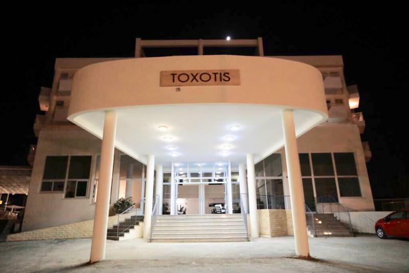 Toxotis Hotel Pernera Exteriér fotografie